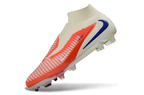 Close-up of Nike Phantom 6 DF Elite Football Cleats with high-quality details, perfect for professional footballers